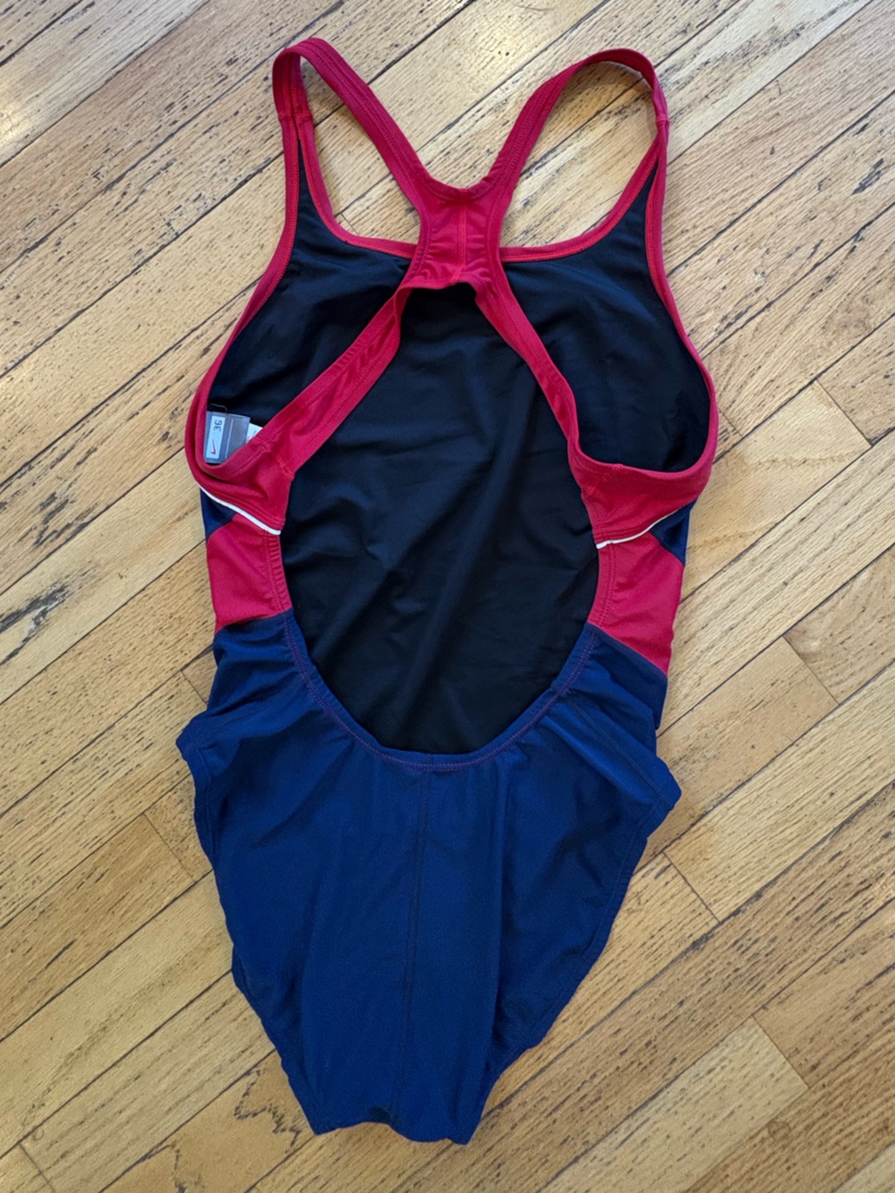 Nike Women’s Navy and Red Athletic One-Piece Swim Suit - Picture 2 of 5